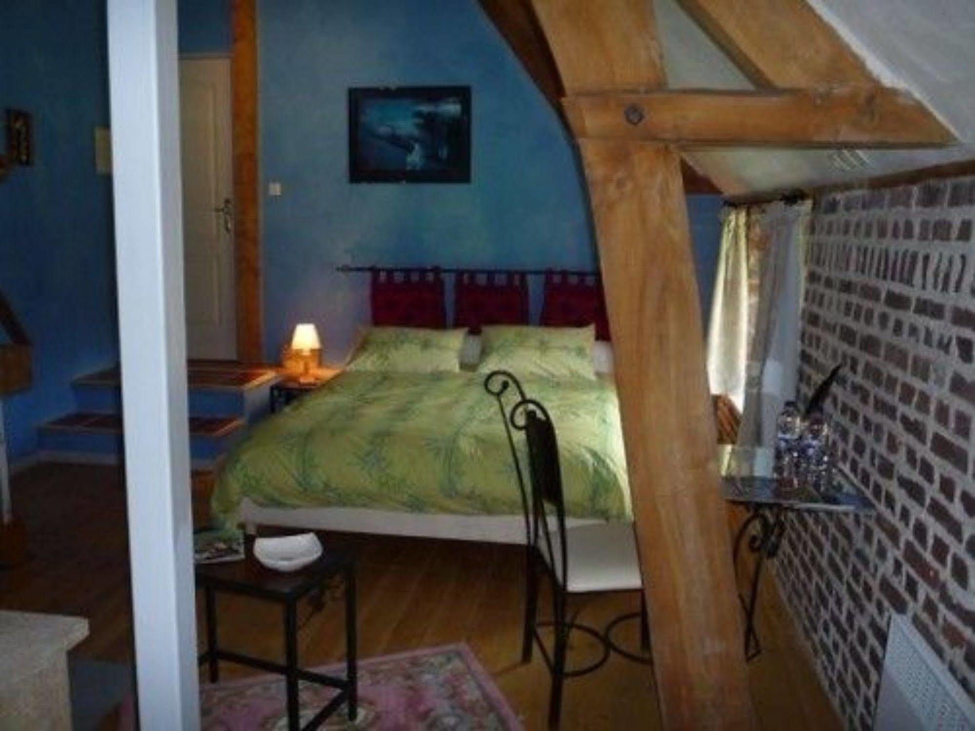 Bed and Breakfast Au Mesnil Le Bas Bray Bures-en-Bray Экстерьер фото